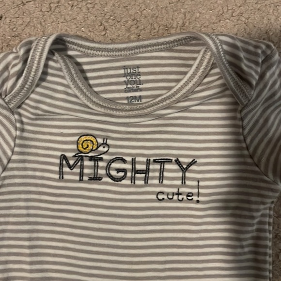 Baby Boy 12M Short Sleeve Onesie Bundle (5) - Picture 11 of 12